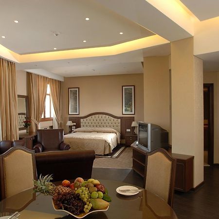 Etoile Suites Boutique Hotel Downtown Bejrút Kültér fotó