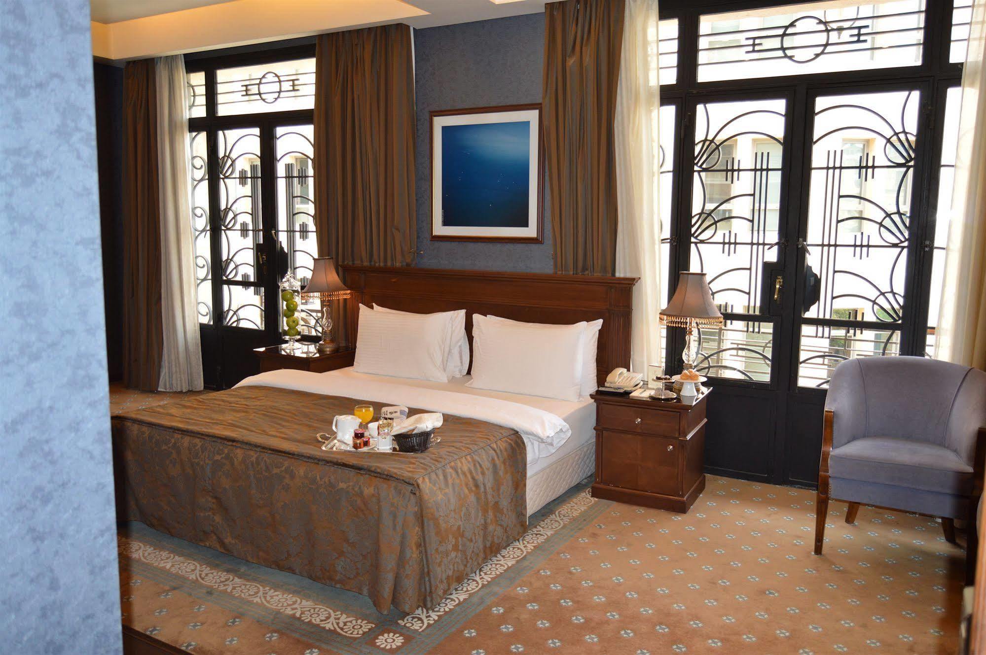 Etoile Suites Boutique Hotel Downtown Bejrút Kültér fotó